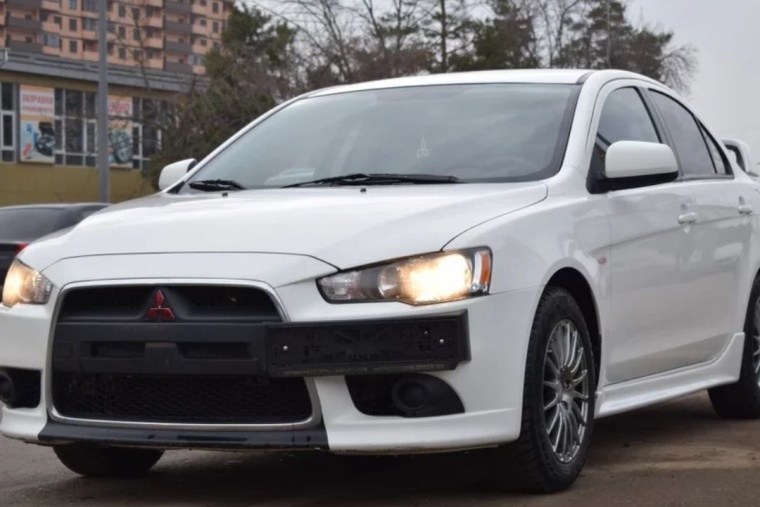 Mitsubishi Lancer X