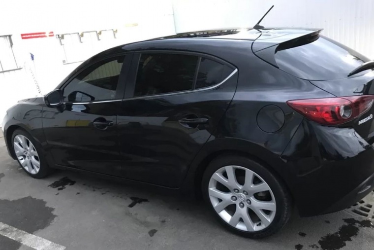 Mazda 3