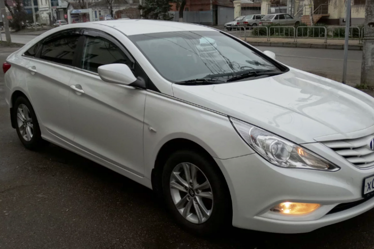 Hyundai Sonata VI